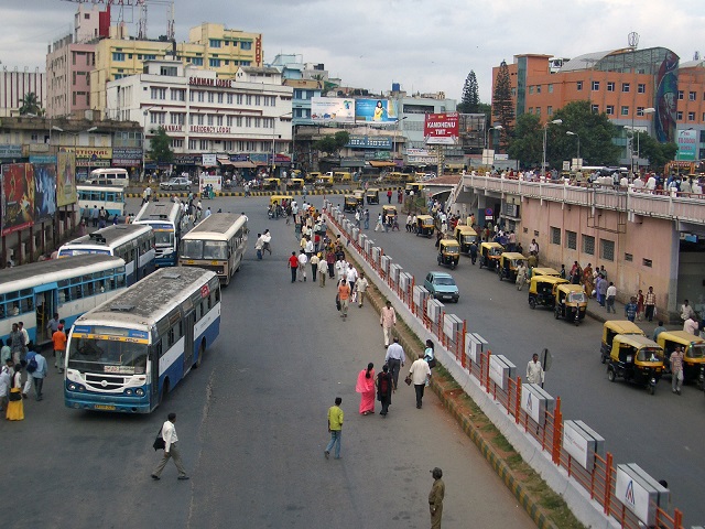 In the past two decades, Indian cities have grown tremendously—not only in population, but in geographic size. Photo by Peter Vandeput/ Flickr.