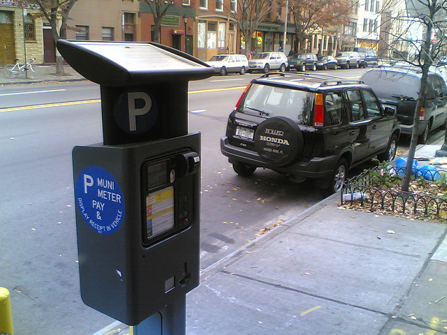 tv Omringd ONWAAR Old Parking Meters to Become Bicycle Racks in New York | TheCityFix