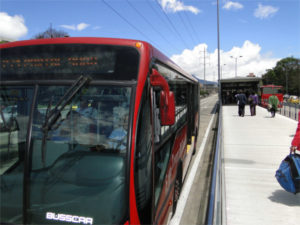 TransMilenio BRT system, Bogotá, Colômbia. Photo by EMBARQ Brasil.