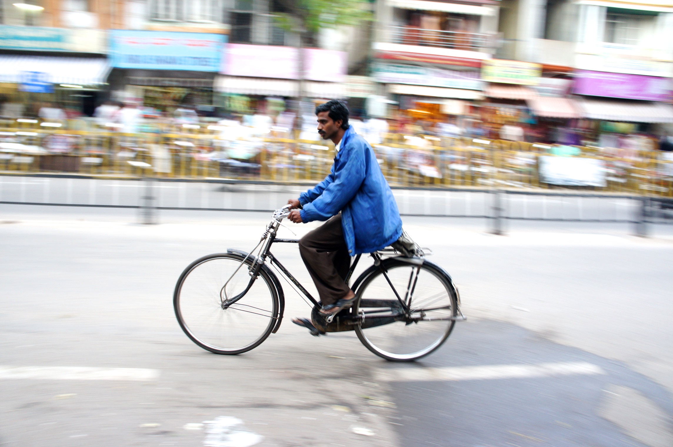Cycling through Mysore, India | TheCityFix