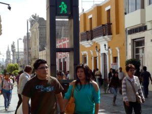 A transformation on calle Mercaderes, Arequipa