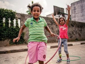 Brazilian children at play. Photo courtesy of Designed To Move Full Report (in Portuguese).