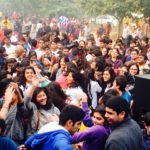 A crowd of urban residents enjoy Raahgiri Day in Gurgaon, India. Photo by EMBARQ.