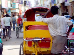 Rickshaw fare regulation has caused some users to shift their mode of transport from private vehicles to auto-rickshaws in Chennai, though further reforms are necessary to address drivers’ concerns. Photo by Morgan Schmorgan/Flickr.