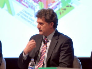 Francisco Barnés Rogueiro spoke about the need to think about urban development at the scale of the megalopolis. Photo by Taís Policanti/EMBARQ Mexico.
