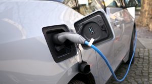 India Can Get All Petrol, Diesel Vehicles Off Roads By 2030. Here’s What It Will Take to Go Electric