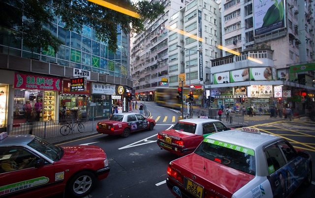 3 Lessons from Hong Kong's Fossil Fuel Vehicle Ban